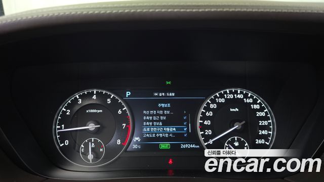 Genesis EQ900 2016 — photo 8