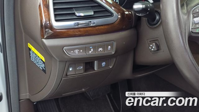 Genesis EQ900 2016 — photo 17