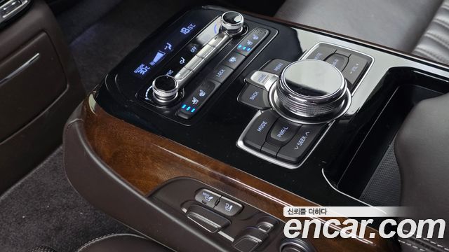 Genesis EQ900 2016 — photo 19