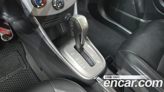 Chevrolet Korea Trax 2016 — photo 12