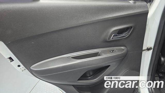 Chevrolet Korea Trax 2016 — photo 15