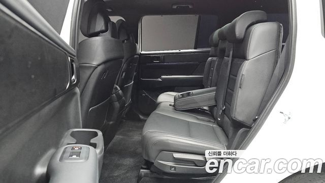 Hyundai Santafe 2024 — photo 17