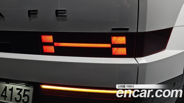 Hyundai Santafe 2024 — photo 9