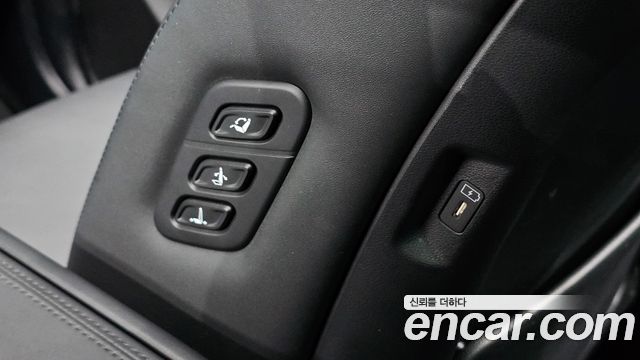 Hyundai Santafe 2024 — photo 30