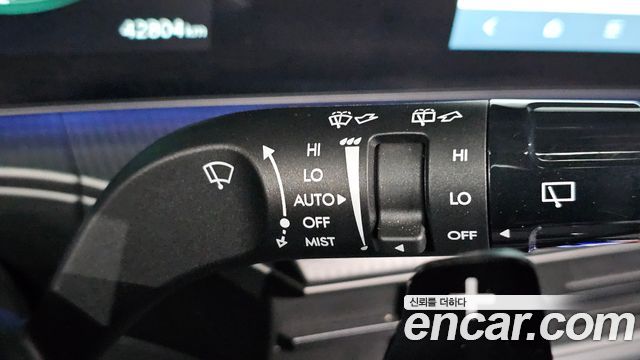Hyundai Santafe 2024 — photo 33