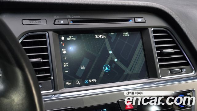 Hyundai Sonata 2015 — photo 13