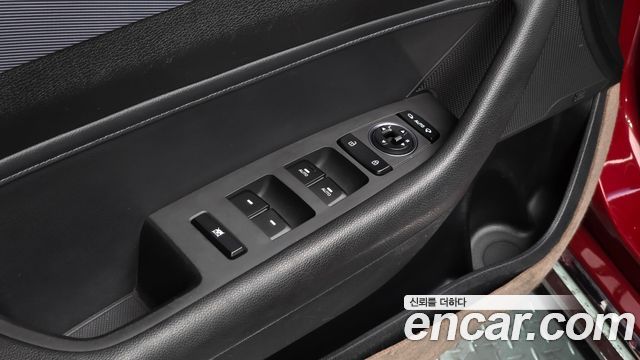 Hyundai Sonata 2015 — photo 16