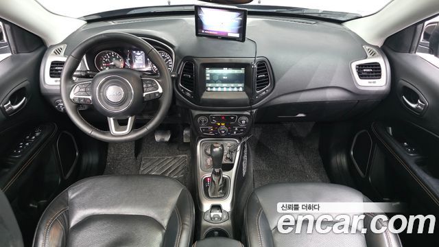 Jeep Compass 2018 — photo 7