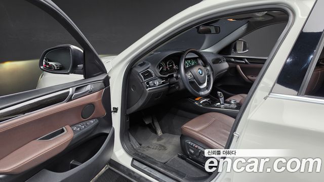 BMW X4 2016 — photo 10