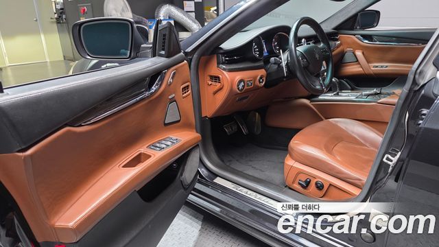 Maserati Quattroporte 2014 — photo 10