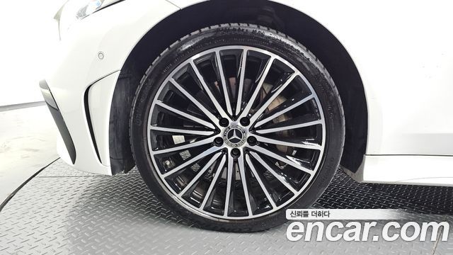 Mercedes-Benz CLS-Class 2023 — photo 5