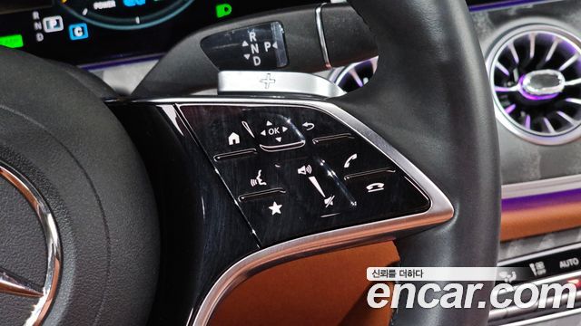 Mercedes-Benz CLS-Class 2023 — photo 23