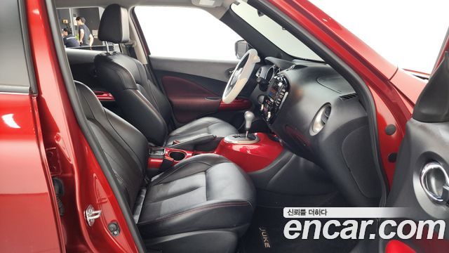 Nissan Juke 2017 — photo 16