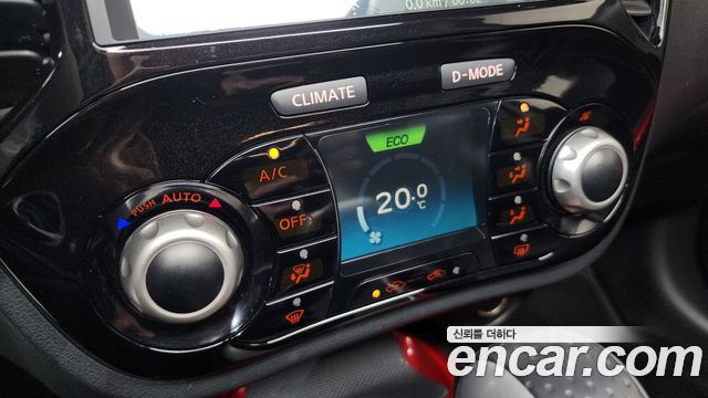 Nissan Juke 2017 — photo 31