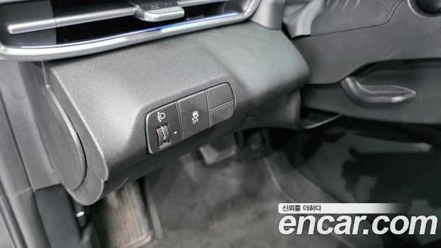 Hyundai AVANTE 2025 — photo 25
