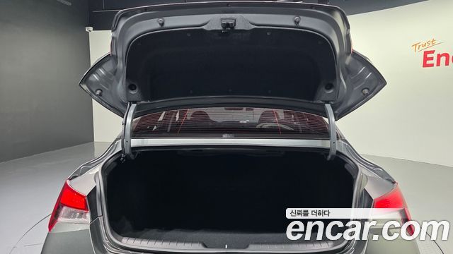 Hyundai AVANTE 2025 — photo 32