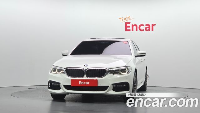 BMW 5-Series 2018 — photo 3