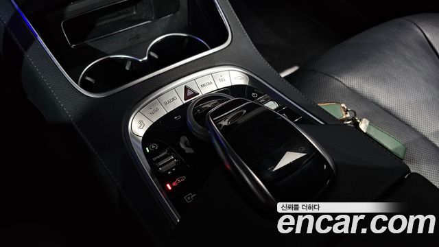 Mercedes-Benz S-Class 2020 — photo 17