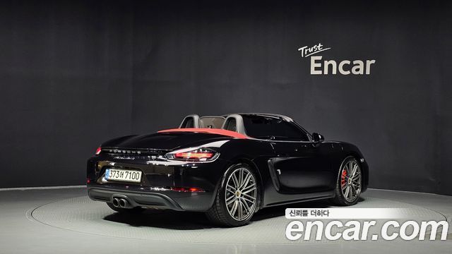 Porsche 718 2017 — photo 2