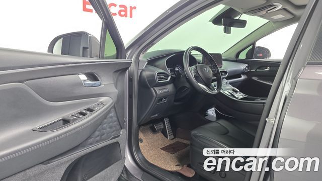 Hyundai Santafe 2022 — photo 13