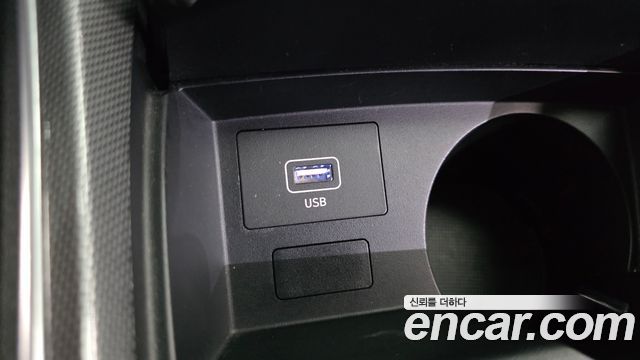 Hyundai Santafe 2022 — photo 19