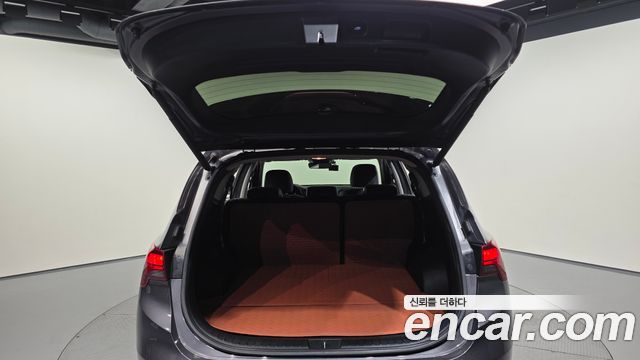 Hyundai Santafe 2022 — photo 28