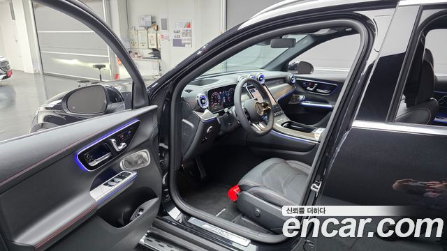 Mercedes-Benz GLC-Class 2026 — photo 13