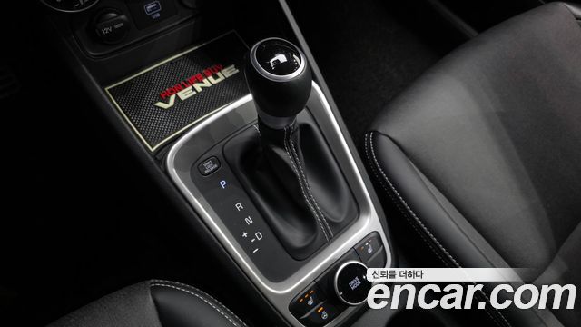 Hyundai Venue 2020 — photo 12