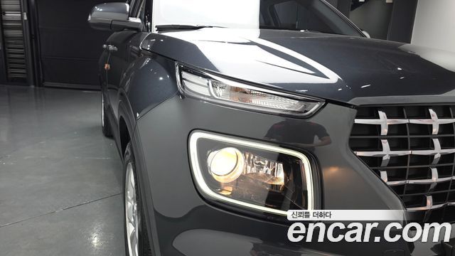 Hyundai Venue 2020 — photo 8