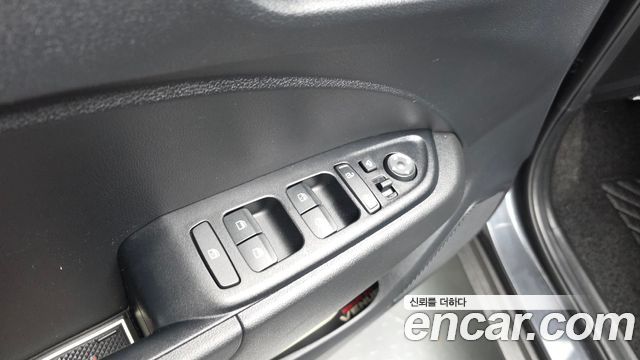 Hyundai Venue 2020 — photo 27