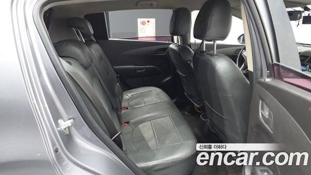 Chevrolet Korea Aveo 2012 — photo 18