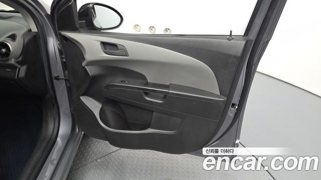 Chevrolet Korea Aveo 2012 — photo 14