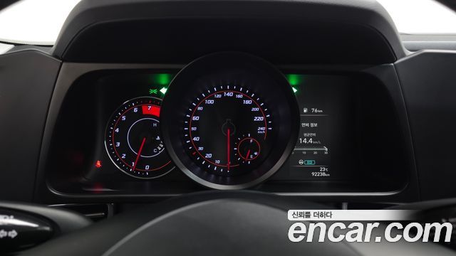 Hyundai AVANTE 2022 — photo 11