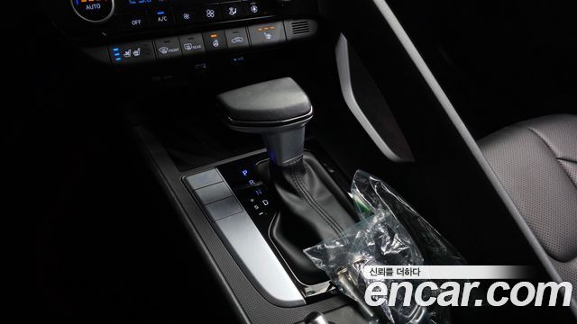 Hyundai AVANTE 2022 — photo 12