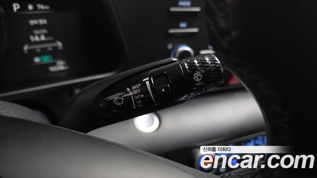 Hyundai AVANTE 2022 — photo 28