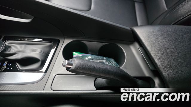 Hyundai AVANTE 2022 — photo 30