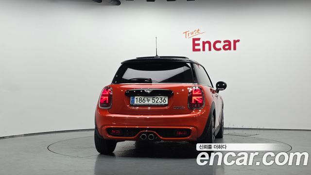 Mini Cooper 2020 — photo 4