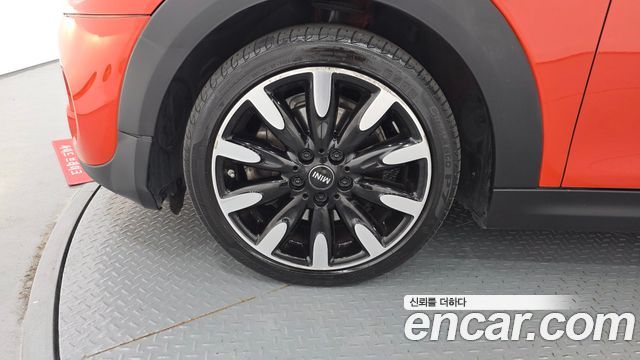 Mini Cooper 2020 — photo 5