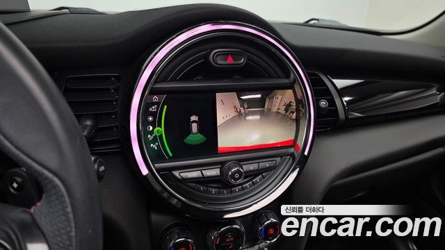 Mini Cooper 2020 — photo 20