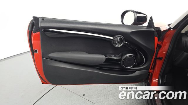 Mini Cooper 2020 — photo 14