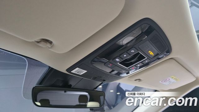 Kia Canival 2022 — photo 17