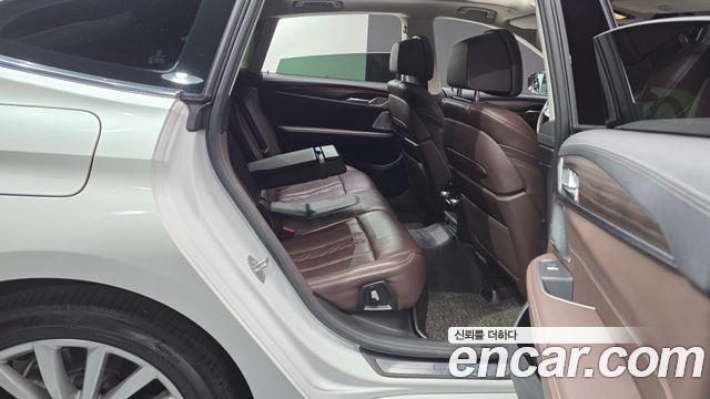 BMW Gran Turismo 2022 — photo 17