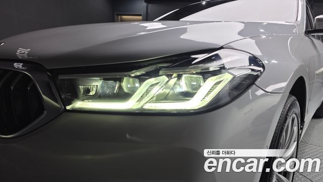 BMW Gran Turismo 2022 — photo 8