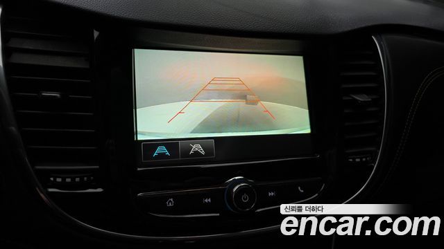 Chevrolet Korea Trax 2018 — photo 17