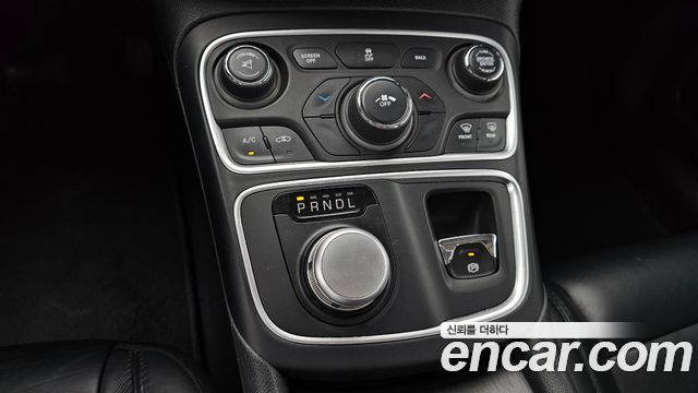 Chrysler 200 2015 — photo 9
