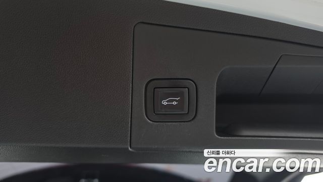 Cadillac XT5 2019 — photo 24