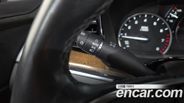 Cadillac XT5 2019 — photo 30