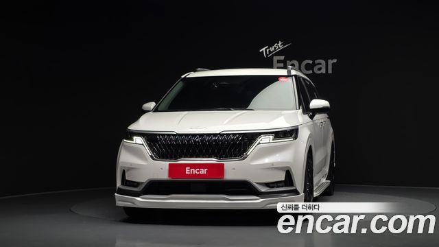 Kia Canival 2022 — photo 3
