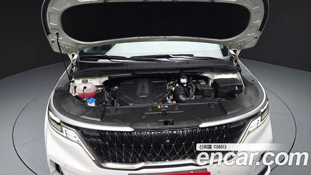 Kia Canival 2022 — photo 6