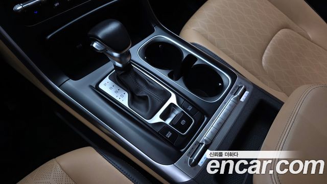 Kia Canival 2022 — photo 12